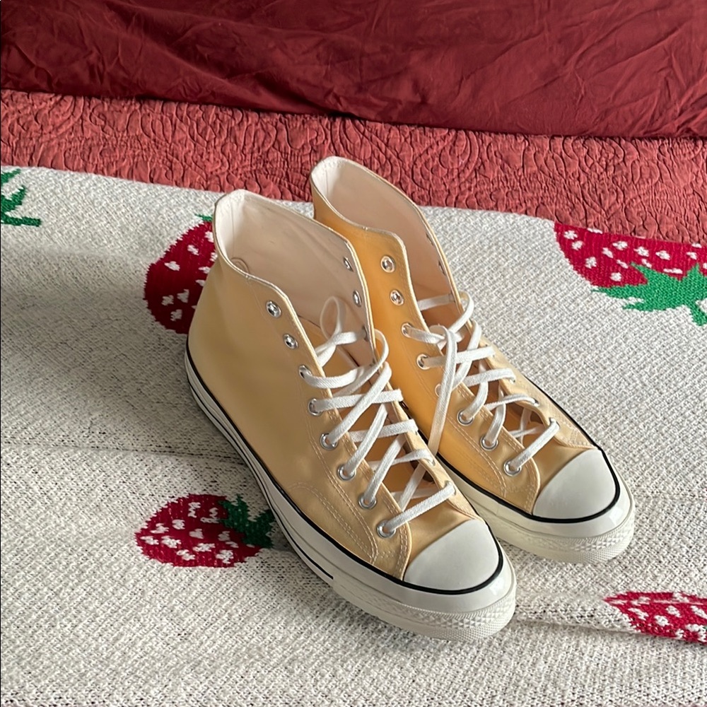 Converse Chuck Taylor 70 in Pastel Yellow